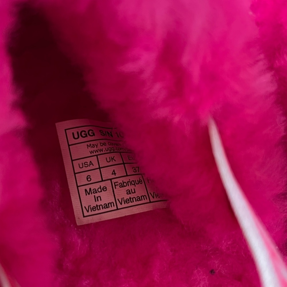 UGG Fluff Yeah Fuchsia Pink Slippers Size 6 - Picture 7 of 8